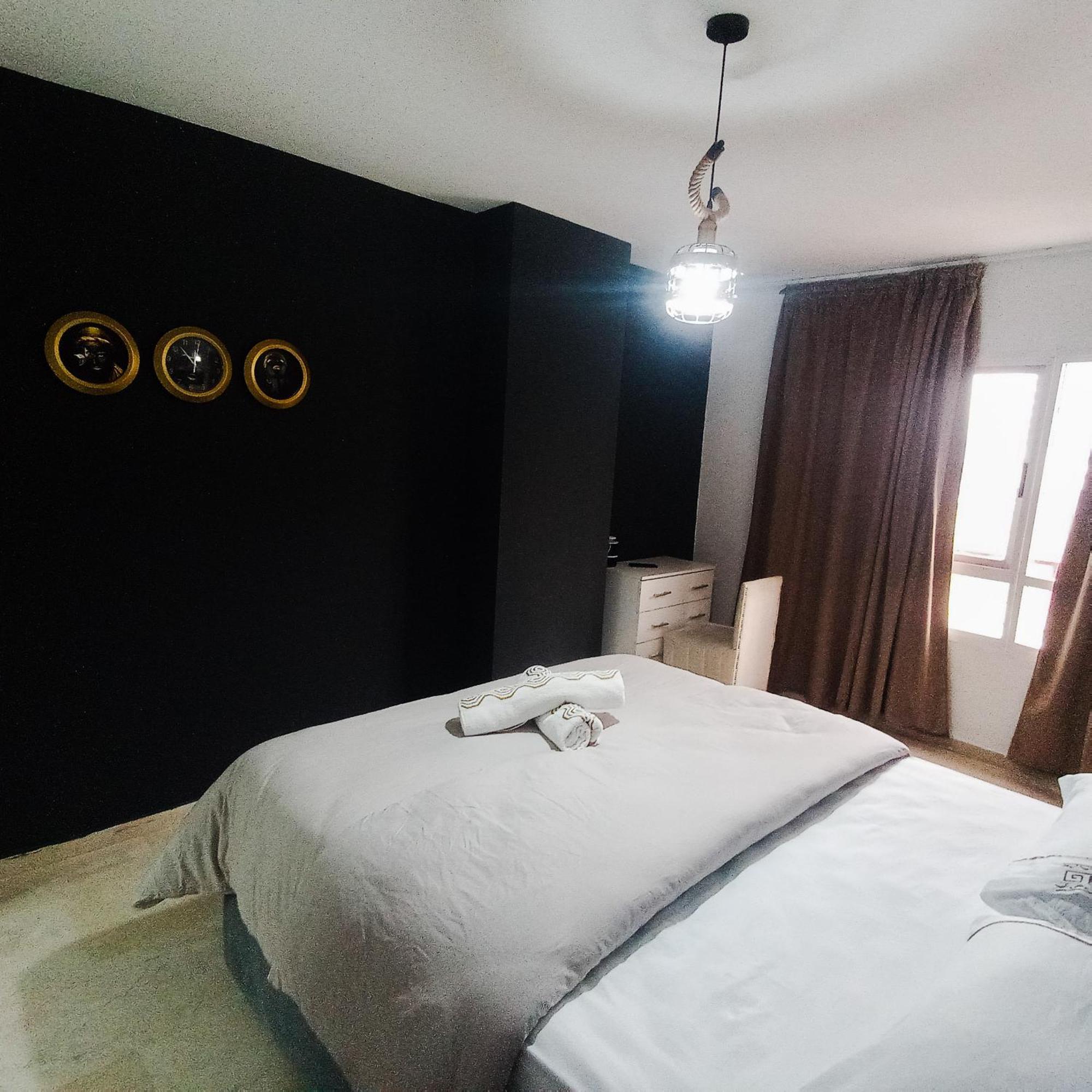 Moderne Appartement Au Plein Centre-Ville En Face Hilton & La Gare De Train Tgv Avec Climatisation Tangier Exterior photo